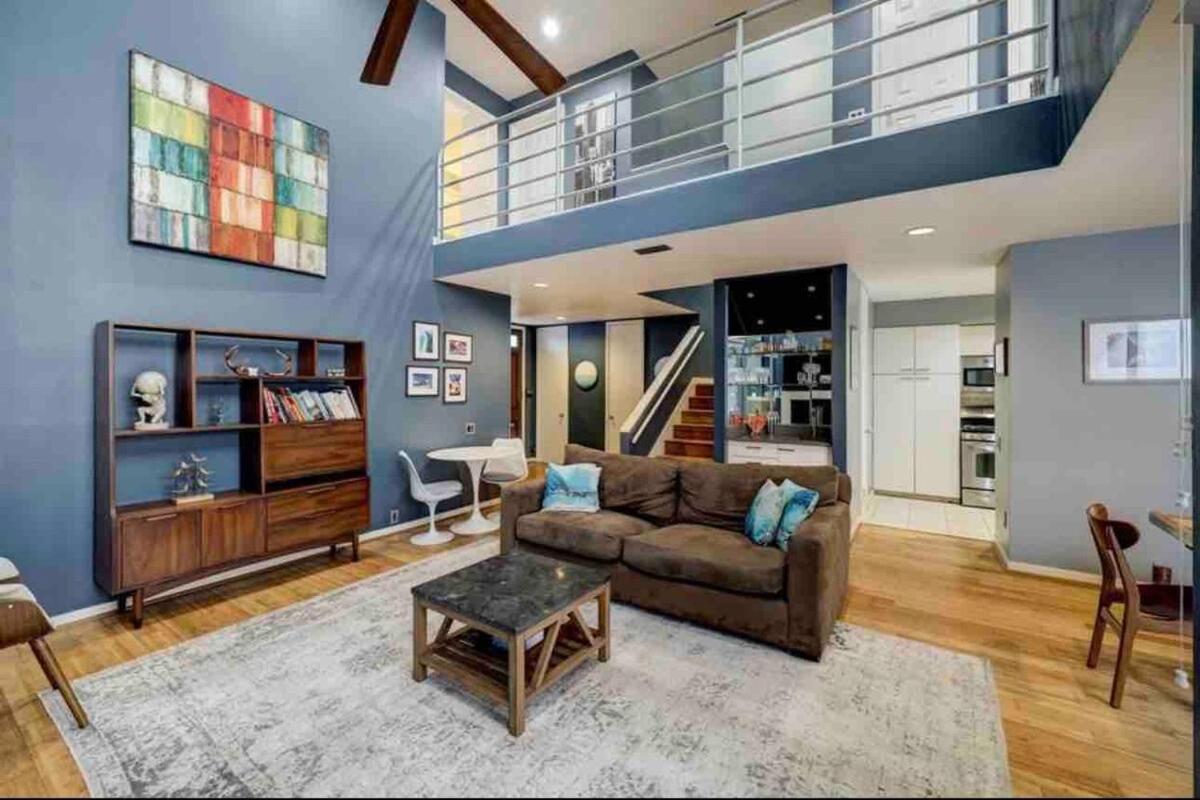 Spacious And Stylish In The Heart Of *